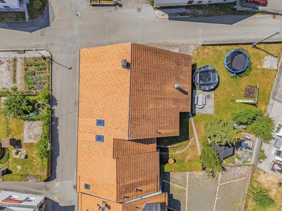 Maison villageoise de 3 logements avec jardin et potentiel foncier