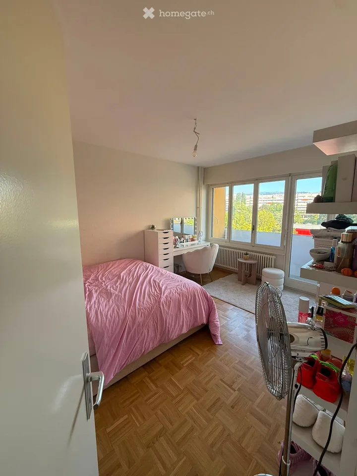 DRINGEND 7 Zimmer Onex