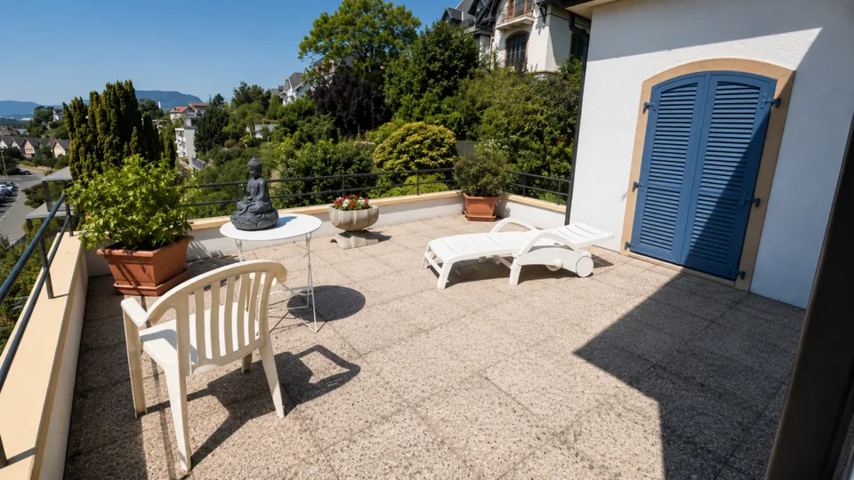 Schöne individuelle Villa mit Panoramablick, 200 m vom See – Foto 25 von 27