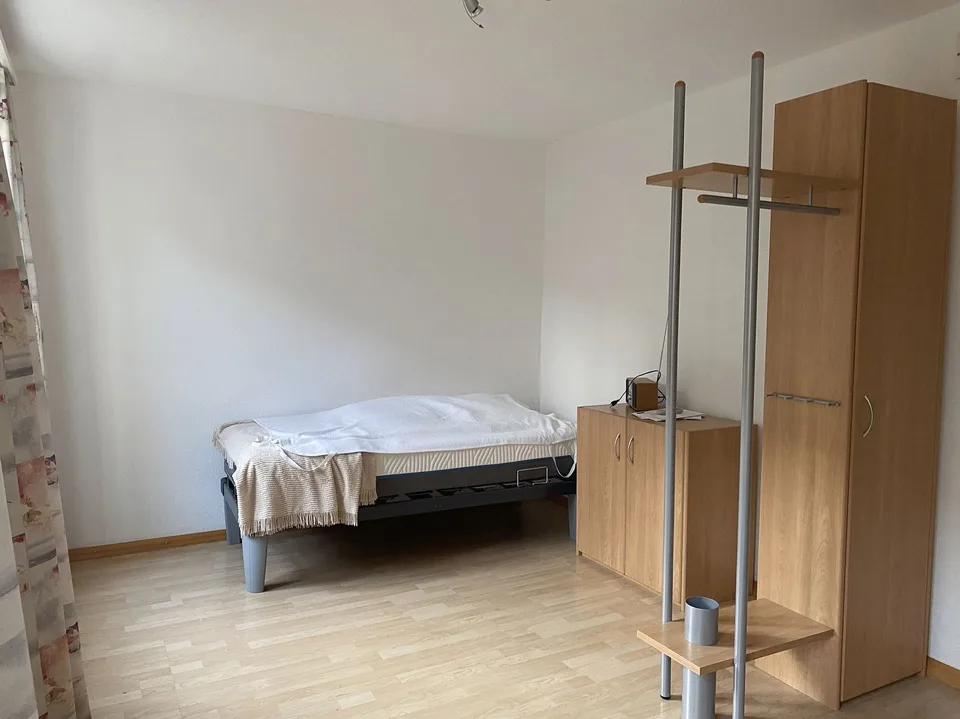 Möbliertes 1-Zimmer-Apartment im Altbau – Winterthur Wülflingen