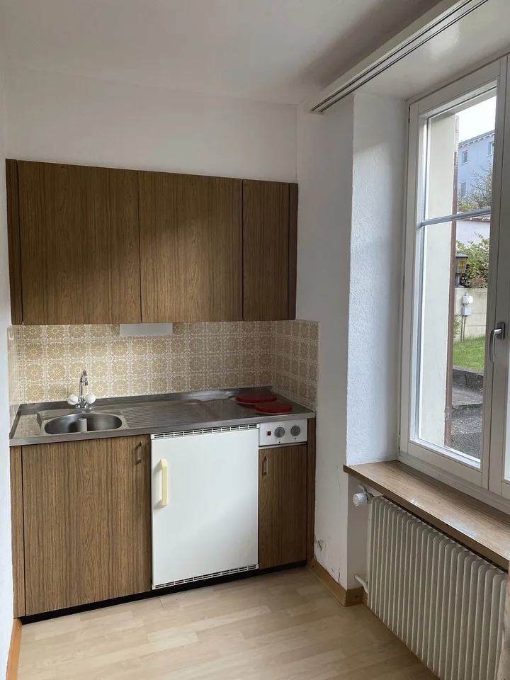 Möbliertes 1-Zimmer-Apartment im Altbau – Winterthur Wülflingen