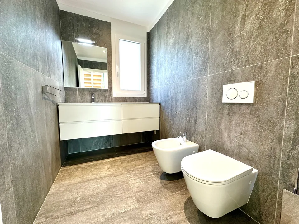 Eleganz Modern und Komfort: Villa mit hochwertigen Ausstattungen – Foto 23 von 26