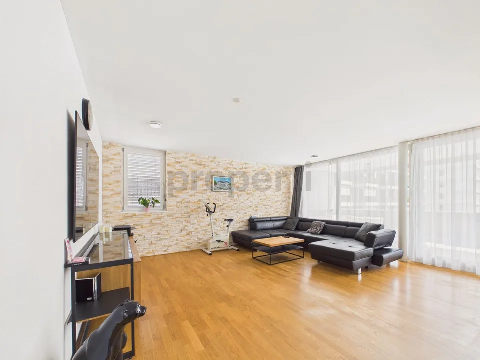 Moderne 3.5-Zimmer-Wohnung mit Tiefgarage, Sankt Margrethen