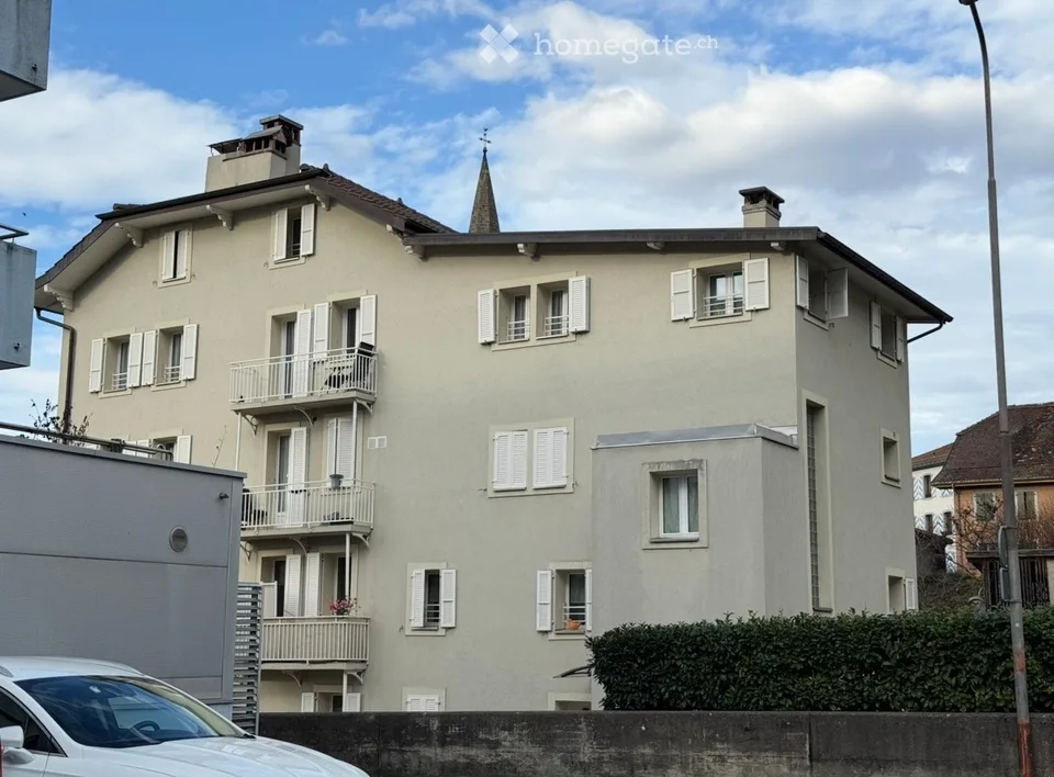 Charmant appartement de 2.5 pièces avec terrasse à Bex