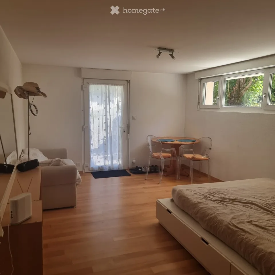 Studio lumineux dans villa