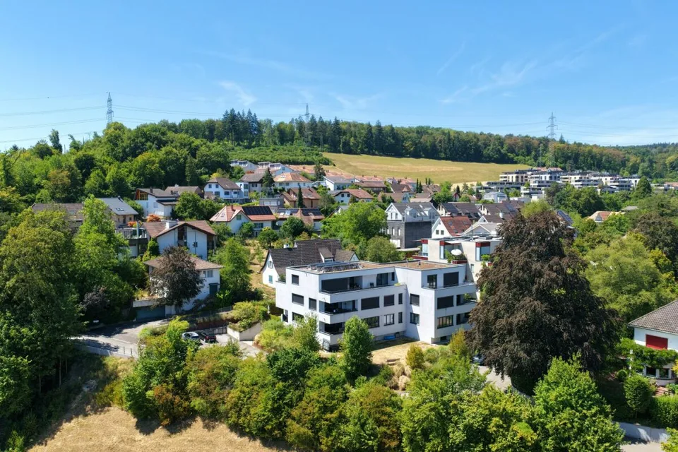 Einzigartige Gartenwohnung an begehrter und erhöhter Lage