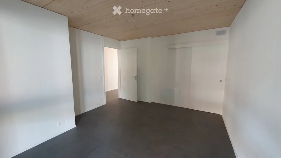 2.5 Zimmer Wohnung - Veranda, Terrasse, Gartenplatz