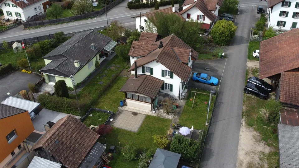 4.5 Zimmer-Einfamilienhaus mit Garten und viel Potenzial!