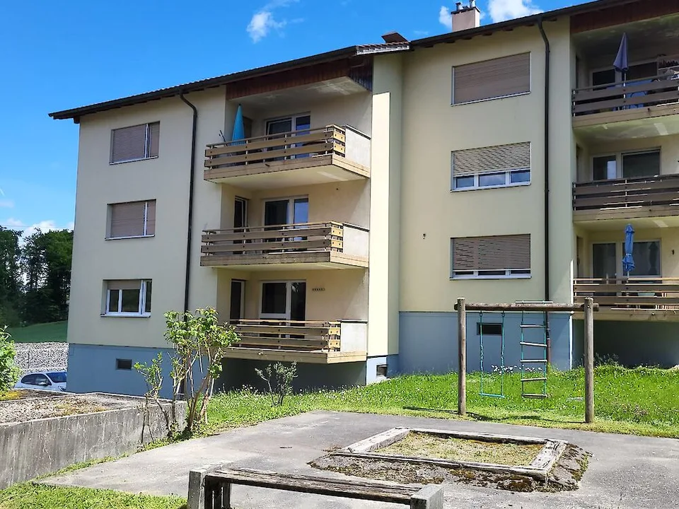 2.5 Zimmerwohnung in einer Mietliegenschaft in Belfaux