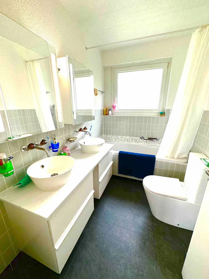 Belle chambre double dans un appartement d'affaires partagé avec terrasse ou jardin – photo 8 sur 9