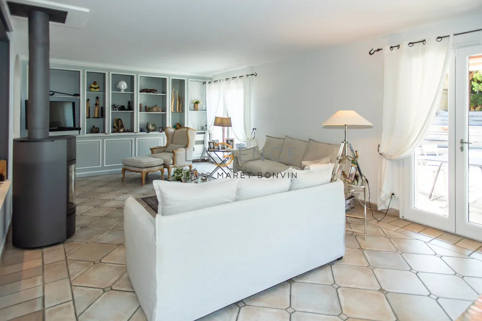 Neuvecelle - Casa di 8 locali di 189M2