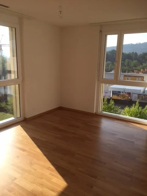 moderne 2.5-Zimmerwohnung, ca. 74 m2