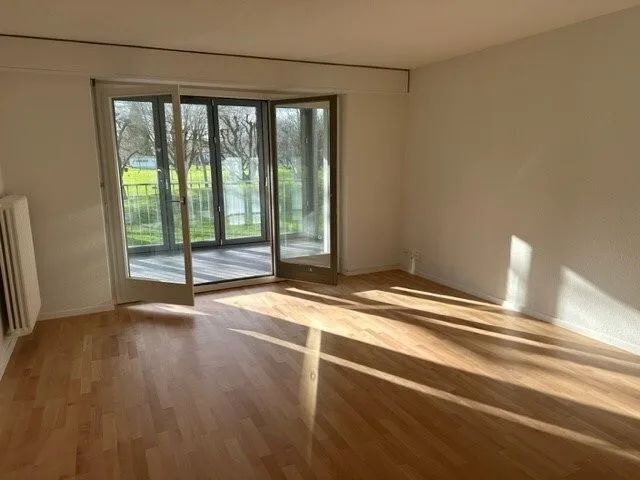 Habitation confortable avec jardin d'hiver