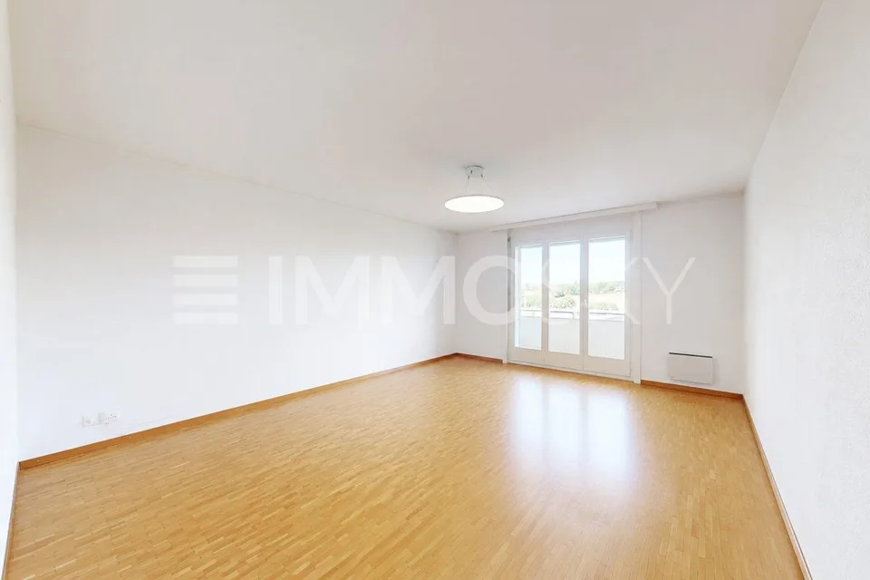 Geräumige 2.5-Zimmer-Wohnung mit Balkon in Romont