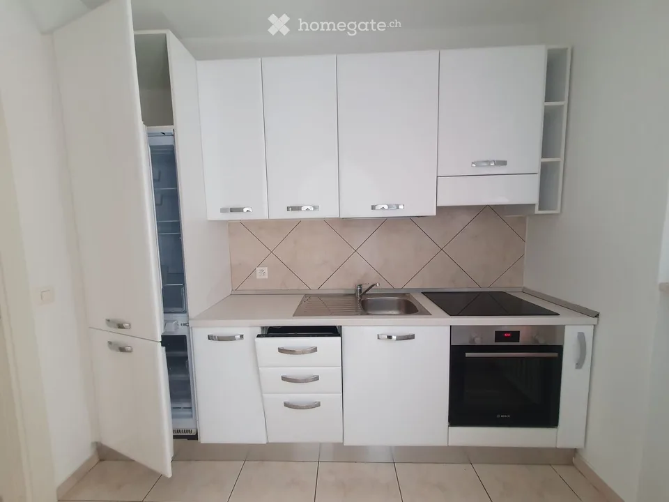 Location d'un appartement de 2,5 pièces complètement rénové