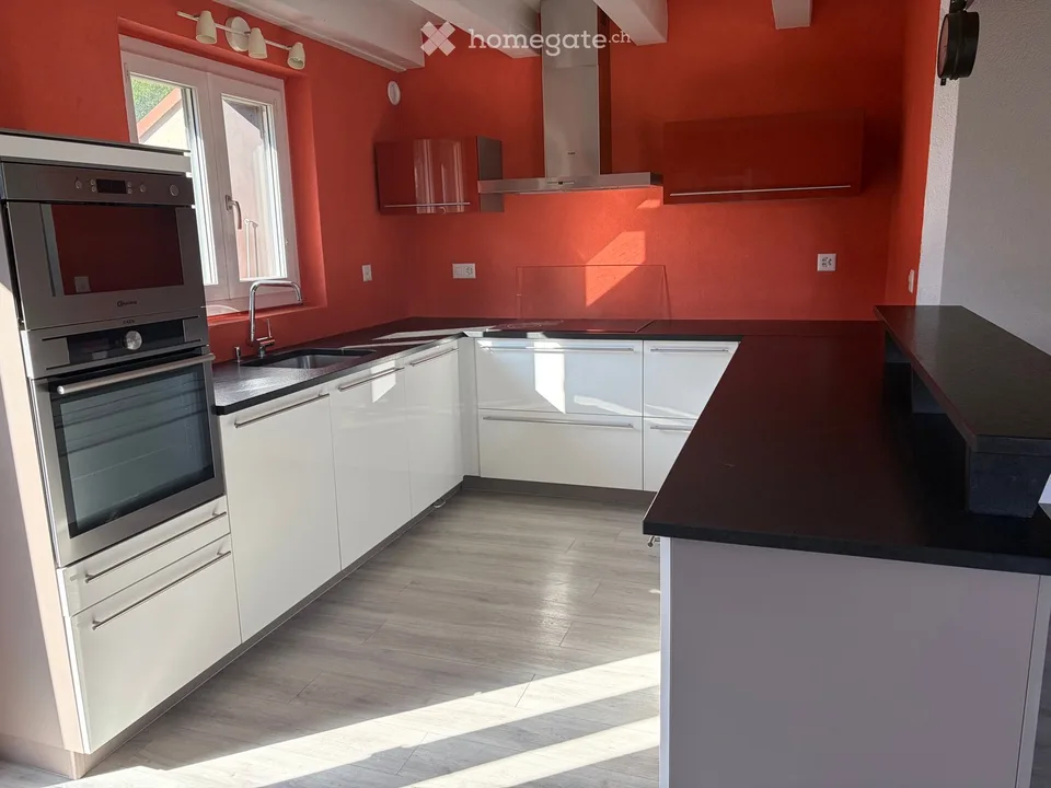 In affitto: Superbo duplex di 3½ locali con terrazza e garage