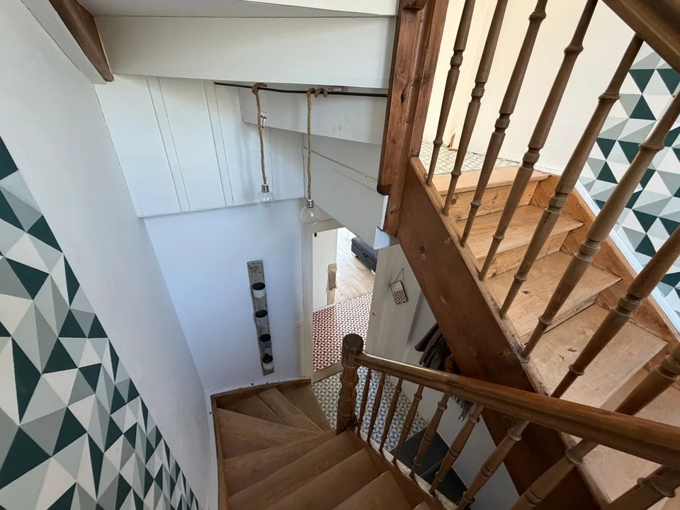 Grosses und freistehendes 6 Zimmer Einfamilienhaus in Orpund zu verkaufen