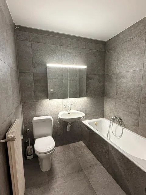 Bright office ideal opposite the train station in Sion – Avenue du France 8