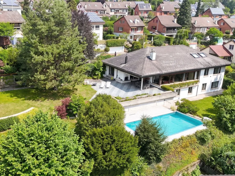 Exklusive Villa mit Panoramablick & Einliegerwohnung