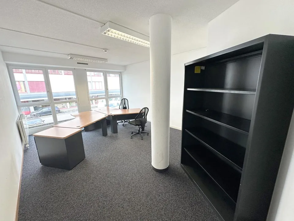 Crissier – Ufficio di 149 m² al piano terra, vicino al centro e agli accessi autostradali – foto 8 di 15