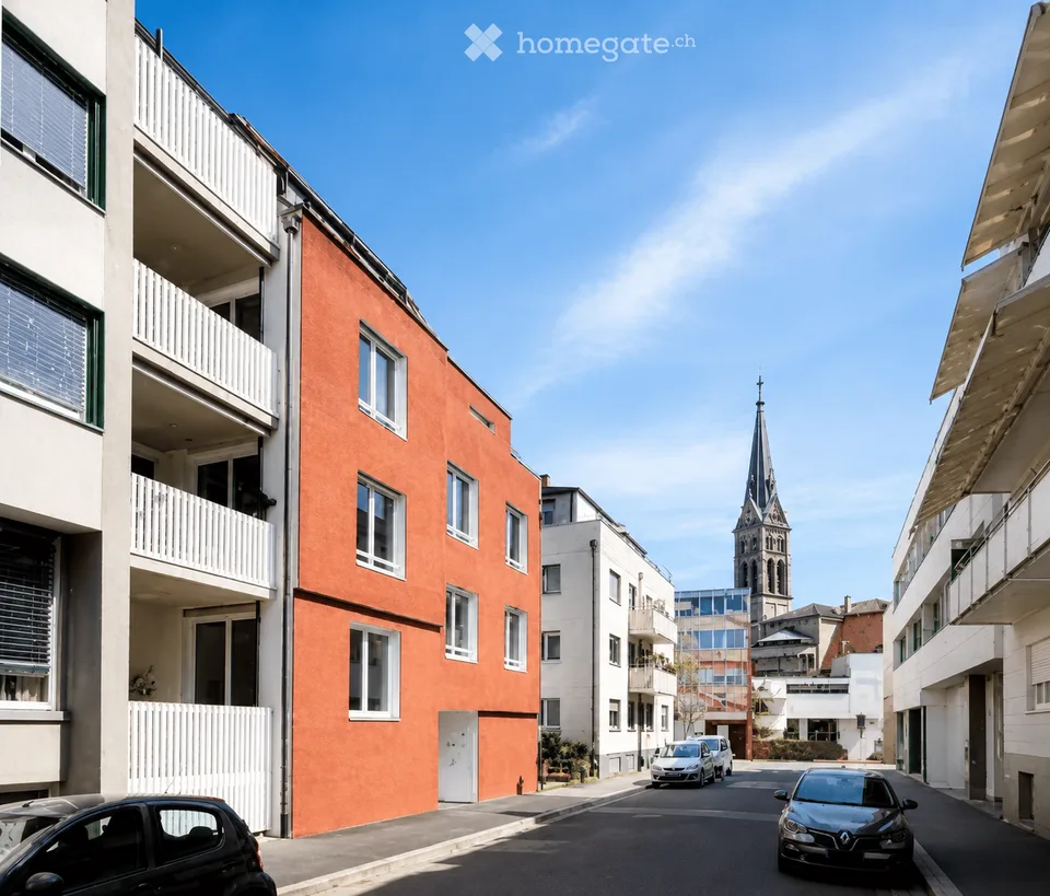 Exklusive 4.5-Zimmer-Duplexwohnung mit 133 m² Wohnfläche und drei Aussenbereichen