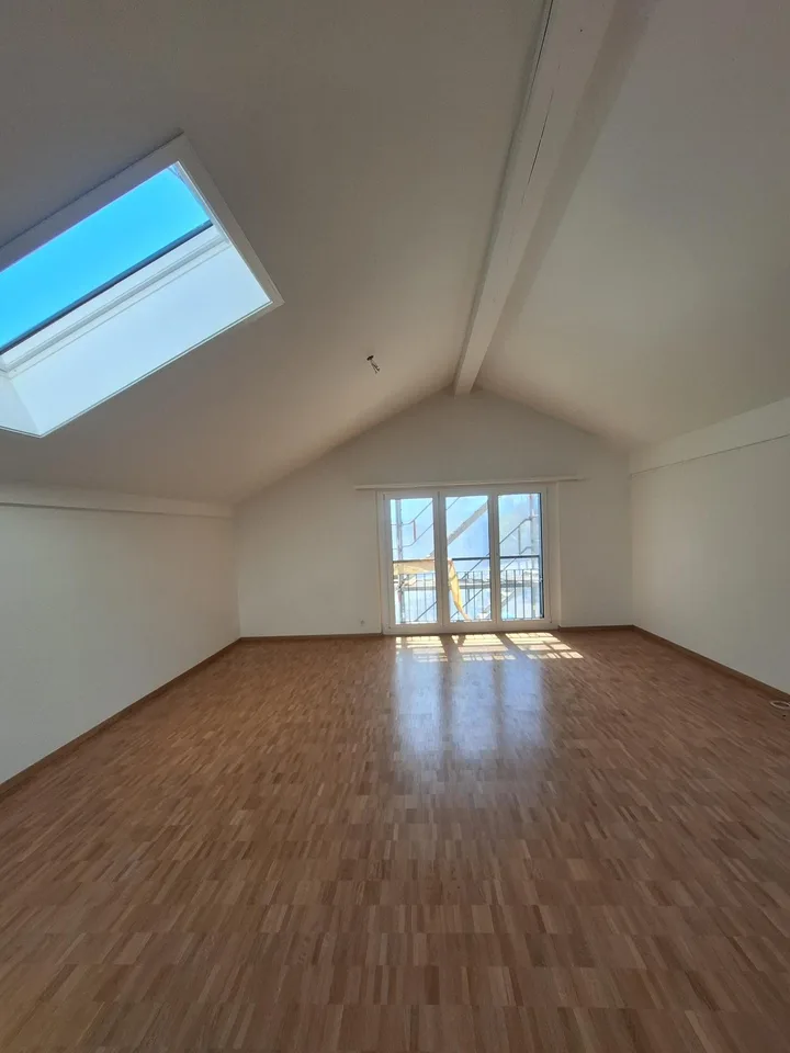 Mieten ohne Kaution - Wohnen im Grünen in einer stilvollen Dachwohnung