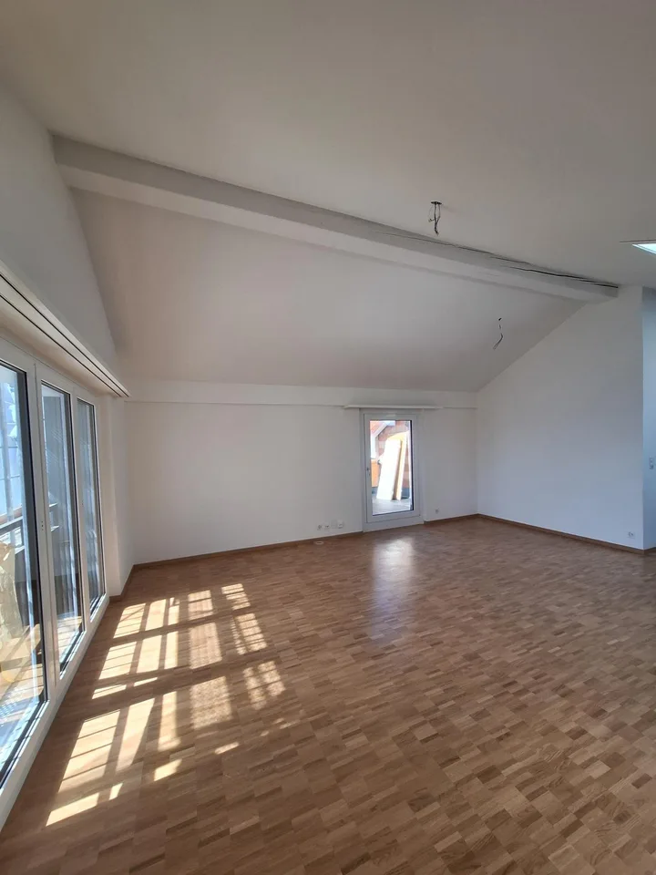 Mieten ohne Kaution - Wohnen im Grünen in einer stilvollen Dachwohnung