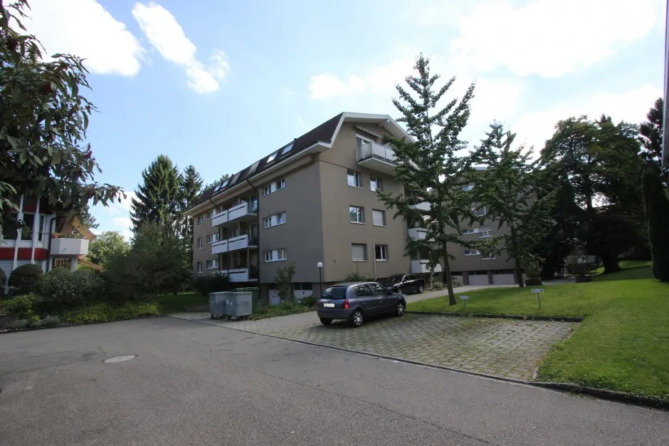 Renovierte 2,5-ZWG an ruhiger Wohnlage im Grünen