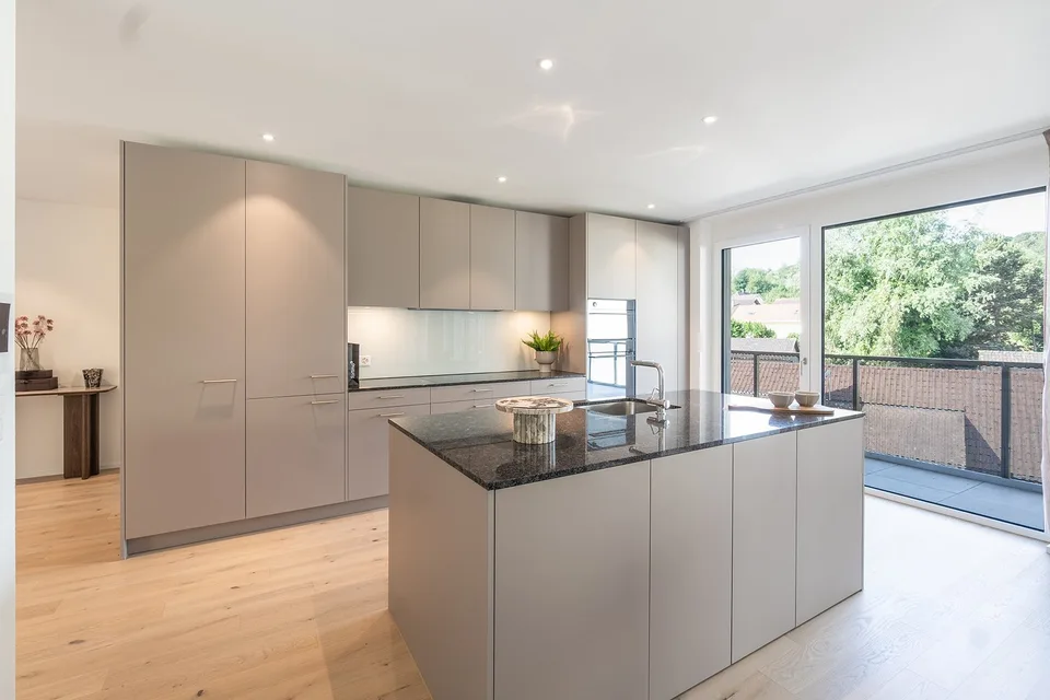 Appartement convivial pour les familles avec terrain de sport et piscine extérieure à proximité immédiate