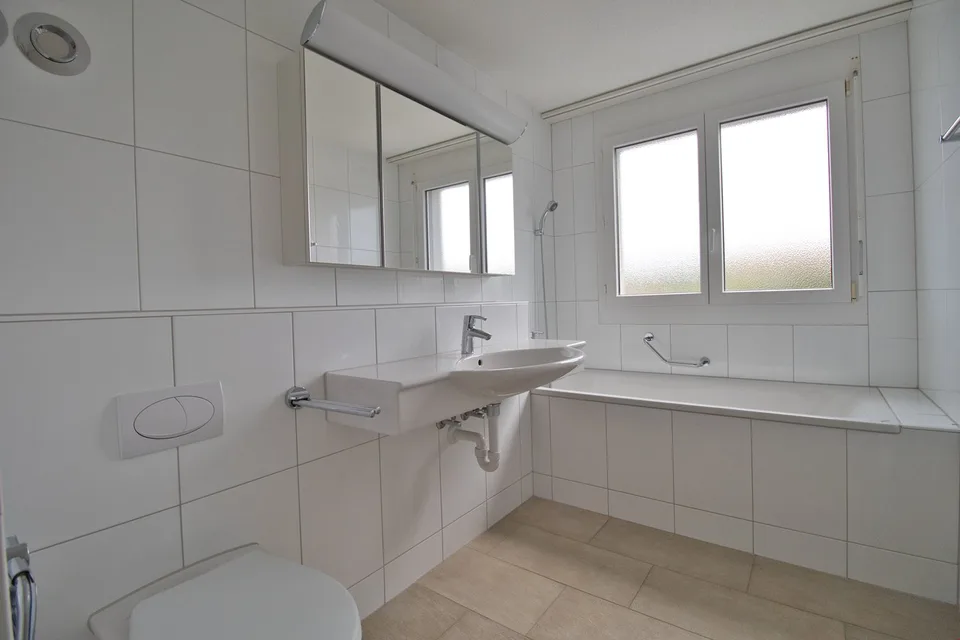 Appartement lumineux et spacieux de 4,5 pièces avec un balcon magnifique