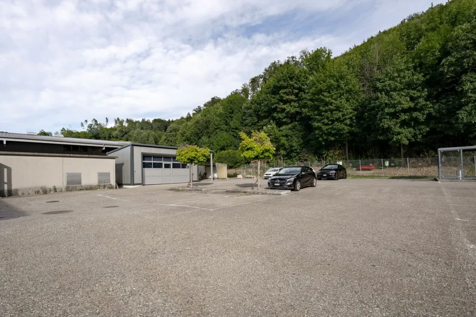 Vielseitig nutzbare Gewerbeliegenschaft in Balsthal – Foto 12 von 14