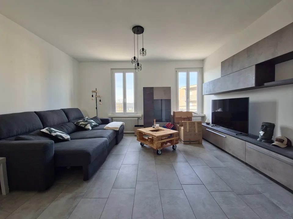 Moderno appartamento 3.5 locali a Morbio Inferiore