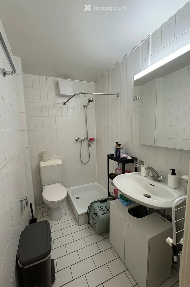 Studio meublé avec salle de bain privée et cuisine