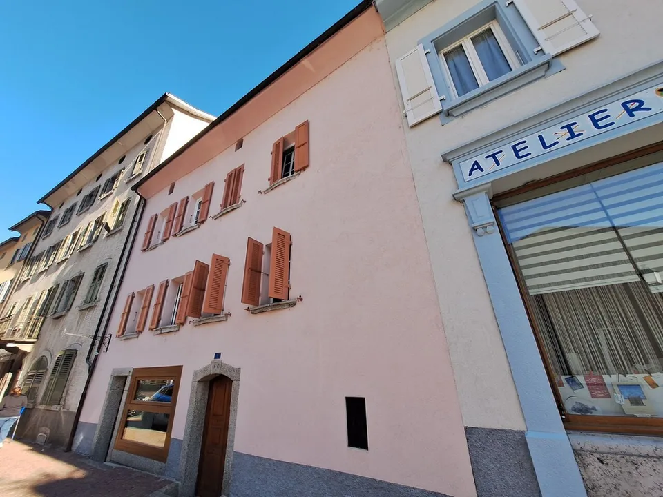 CARNOTZET / SALLE DE LOISIR AU COEUR DE MARTIGNY