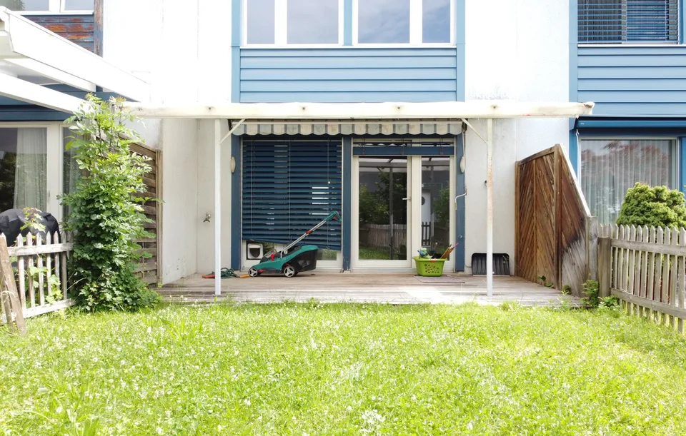 Casa a schiera di 5,5 locali in ottima posizione residenziale a Kirchberg - Perfetta per una famiglia!