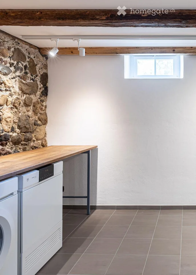 Incantevole casa semidetached di 5 locali nel cuore di Hinwil