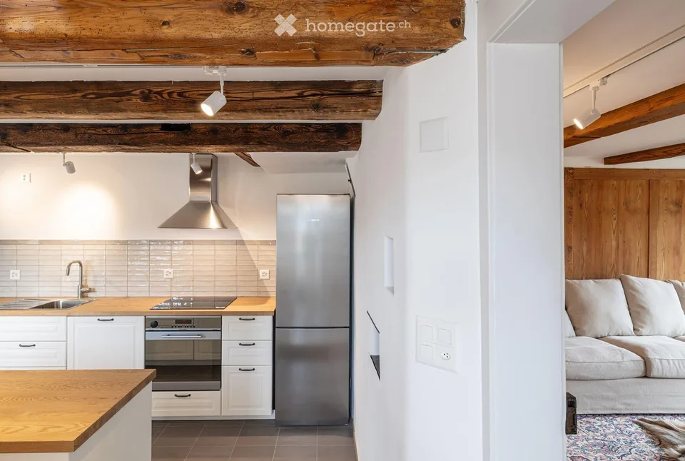 Incantevole casa semidetached di 5 locali nel cuore di Hinwil