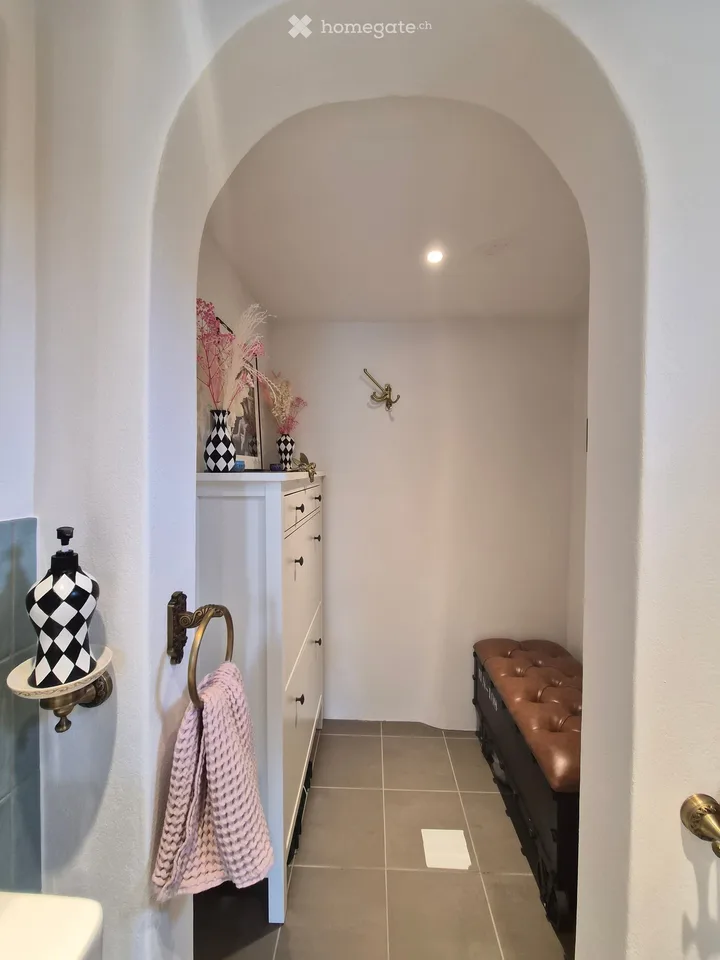 Incantevole casa semidetached di 5 locali nel cuore di Hinwil