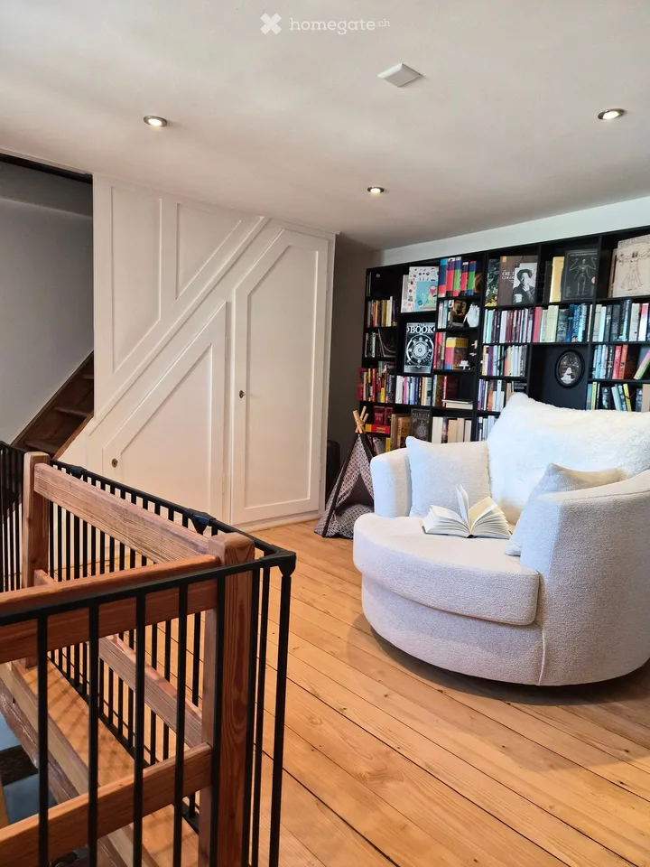 Incantevole casa semidetached di 5 locali nel cuore di Hinwil
