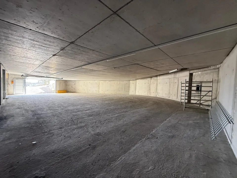 Surface de stockage à louer à Neuchâtel-Serrières