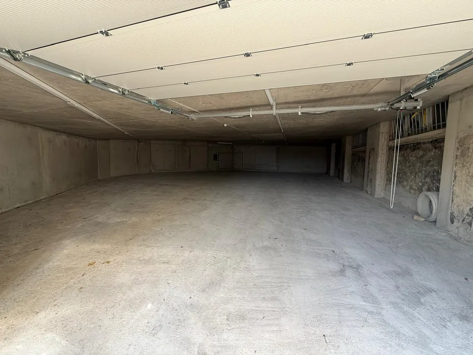 Surface de stockage à louer à Neuchâtel-Serrières