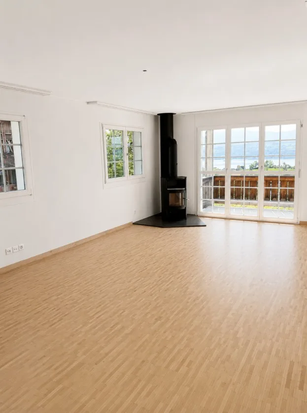 Charmante 3.5-Zimmer-Wohnung mit Panoramablick in Uetikon am See