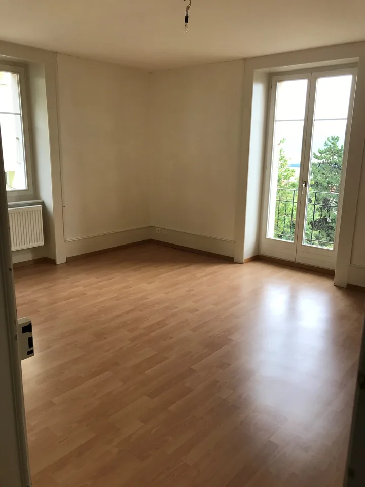Appartamento di 3 locali con balcone a Fontainemelon