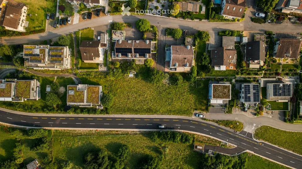 Terrain à bâtir spacieux et rare avec une légère pente sud à Birmenstorf