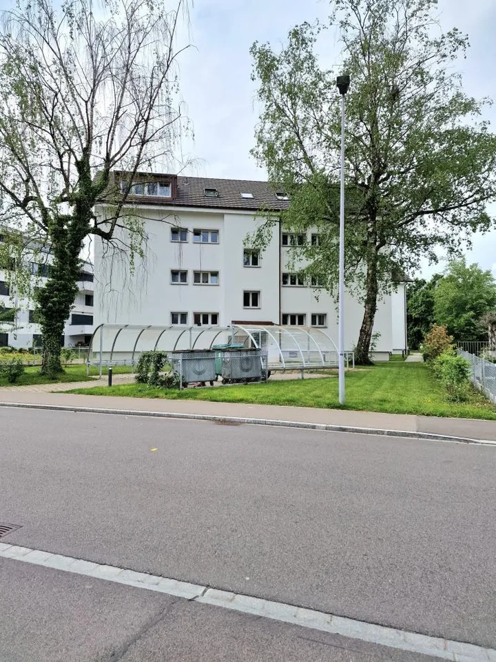 Total neu sanierte 4.5-Dachzimmerwohnung!