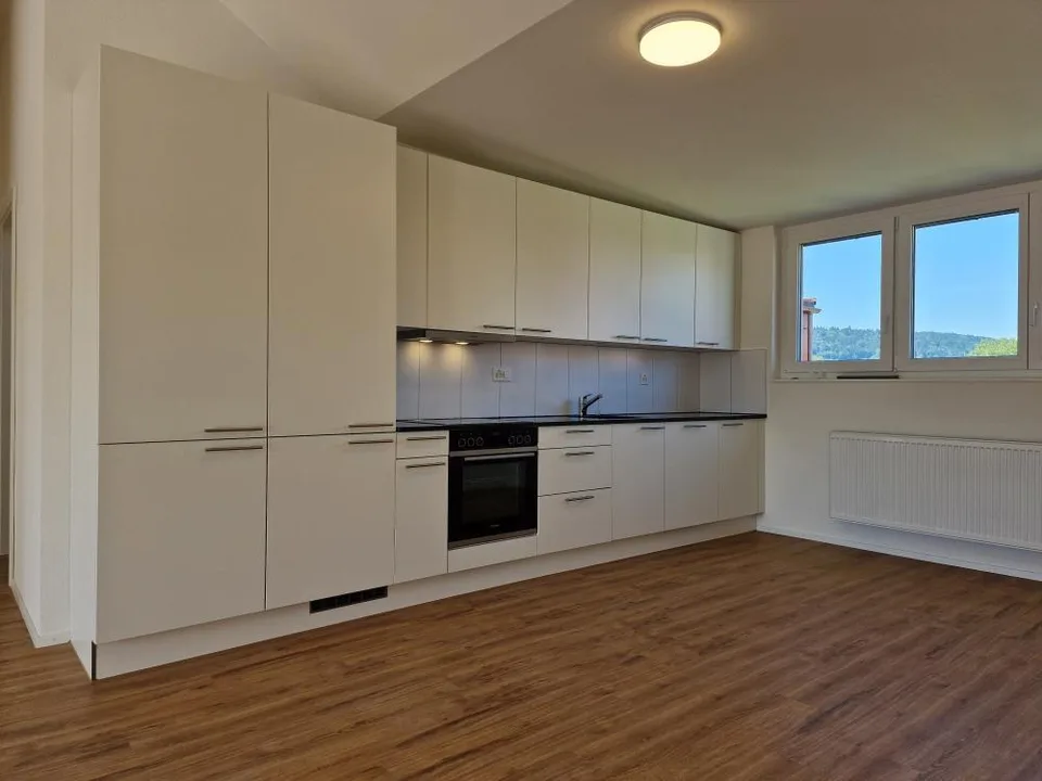 Total neu sanierte 4.5-Dachzimmerwohnung!