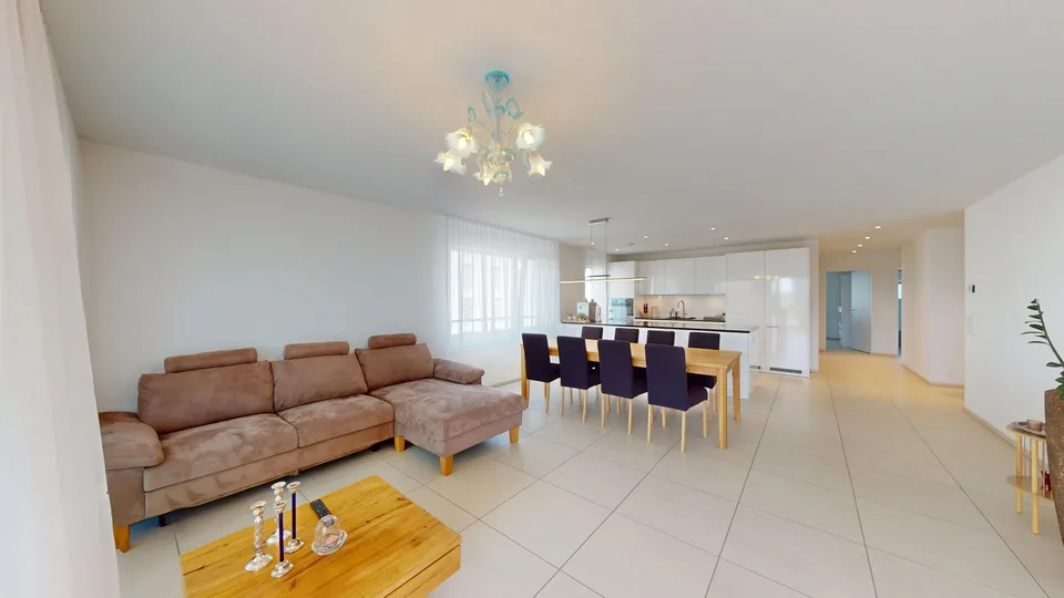 Furnished and nearly new 4.5-room apartment in a very central location