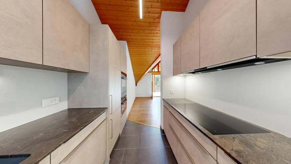 Charmante 5.5 Zimmer-Dachwohnung – Foto 7 von 15