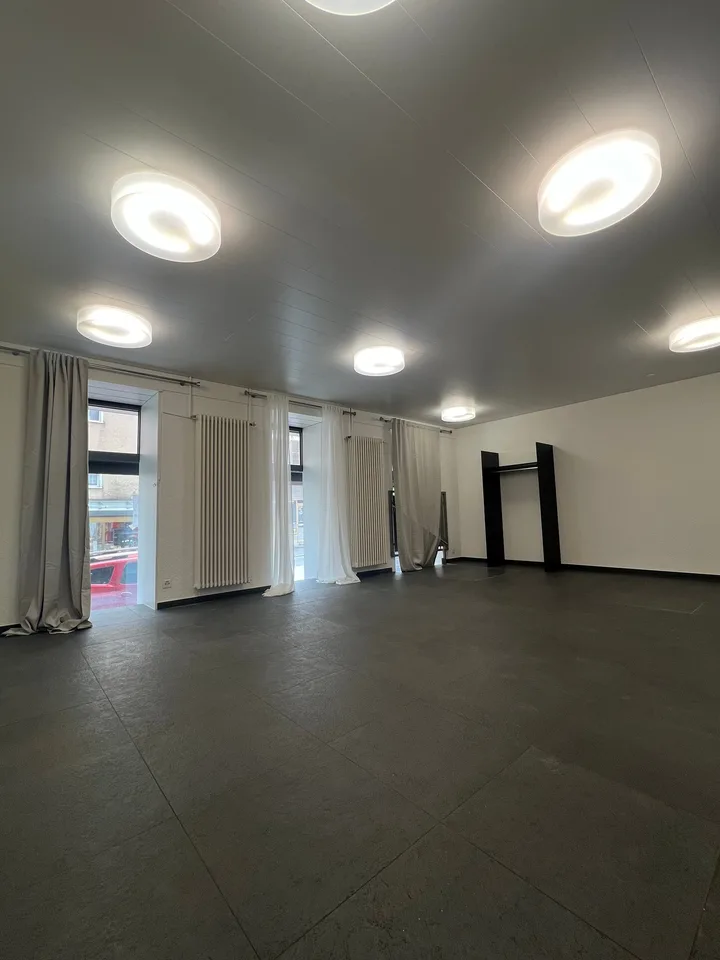Loft/Ufficio rinnovato nel centro città di Tramelan