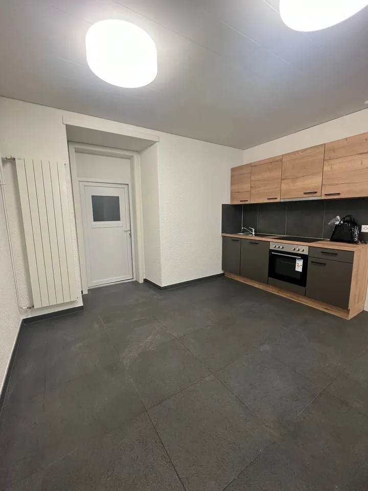 Loft/Ufficio rinnovato nel centro città di Tramelan